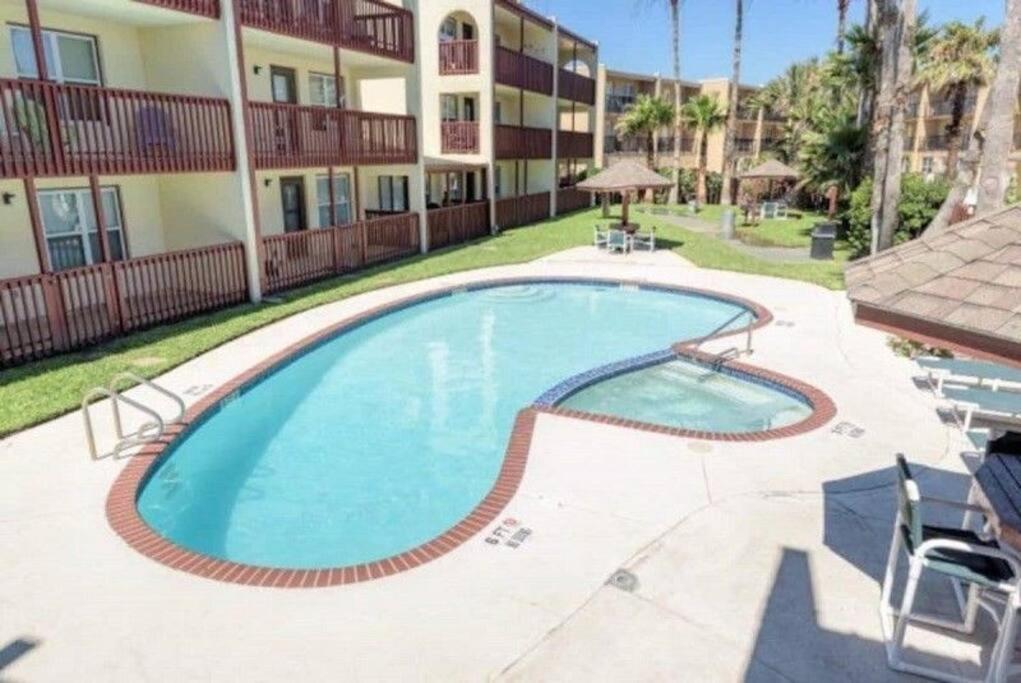 1St Floor 2 Bd 2 Ba Condo W Beach View& Pool サウス・パドリー・アイランド エクステリア 写真